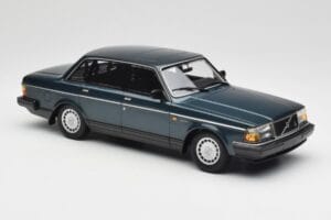 Volvo 240 GL Petrol Metallic Minichamps 1:18 155171407 Metall - pilt 4/6