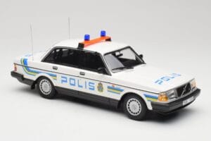 Volvo 240 GL Polis Sweden Minichamps 1:18 155171490 Metall - pilt 4/6