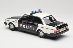 Volvo 240 GL Politi Norway Must Minichamps 1:18 155171496 Metall - pilt 5/6
