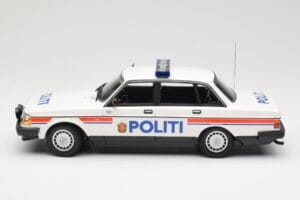 Volvo 240 GL Politi Norway Minichamps 1:18 155171491 Metall - pilt 3/6
