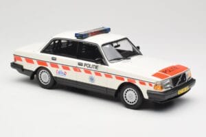 Volvo 240 GL Politie Netherlands Minichamps 1:18 155171498 Metall - pilt 4/6