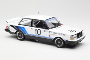 Volvo 240 Turbo #10 R. Francevic Winner ATCC 1986 IXO 1:18 18RMC176 Metall - pilt 4/6