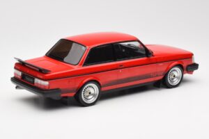 Volvo 240 Turbo Punane Custom IXO 1:18 18CMC177 Metall - pilt 2/5