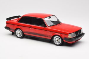 Volvo 240 Turbo Punane Custom IXO 1:18 18CMC177 Metall - pilt 4/5