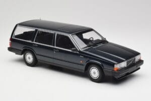 Volvo 740 GL Universaal Tumeleroheline Metallik Minichamps 1:18 155171771 Metall - pilt 4/6