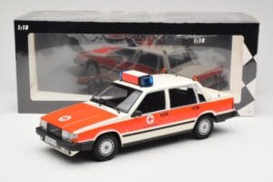 Volvo 740 GL DRK Aschaffenburg Minichamps 1:18 155171790 Metall - pilt 6/6