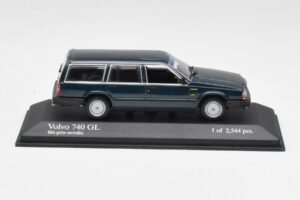 Volvo 740 GL Estate Sinirohelane Metallic Minichamps 1:43 943171713 Metall