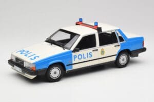 Volvo 740 GL Rootsi Politsei Minichamps 1:18 155171791 Metall