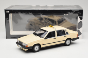 Volvo 740 GL Takso Saksamaa Minichamps 1:18 155171792 Metall - pilt 6/6