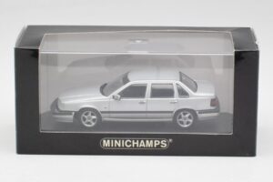 Volvo 850 Hõbedane Minichamps 1:43 430171402 Metall - pilt 4/4