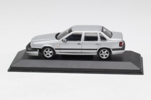 Volvo 850 Hõbedane Minichamps 1:43 430171402 Metall