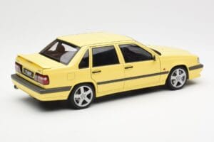 Volvo 850 T-5R Kollane AUTOart 1:18 79501 Metall - pilt 3/8