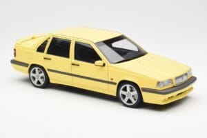Volvo 850 T-5R Kollane AUTOart 1:18 79501 Metall - pilt 6/8