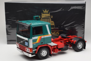 Volvo F1220 Roheline Punane Road Kings 1:18 RK180032 Metall - pilt 8/8