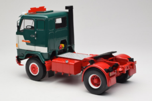 Volvo F88 Bilspedition Roheline Valge MCG 1:18 MCG18139 Metall - pilt 7/8