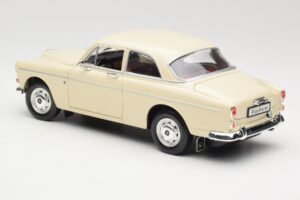 Volvo P121 Amazon Valge Revell 1:18 08866 Metall - pilt 7/8