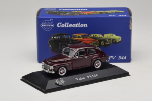 Volvo PV544 Tumepunane Atlas 1:43 8506014 Metall - pilt 4/4