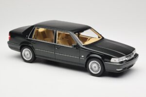 Volvo S90 Royal Green DNA 1:18 DNA000090 Metall - pilt 4/6