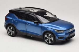 Volvo XC40 Recharge Sinine Metallik Paudi Model 1:18 2562373 Metall - pilt 6/8