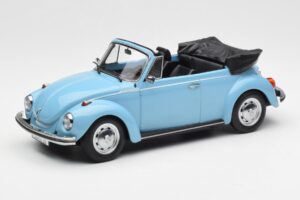 Volkswagen Beetle 1303 Kabriolett Helesinine Norev 1:18 188531 Metall