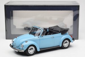 Volkswagen Beetle 1303 Kabriolett Helesinine Norev 1:18 188531 Metall - pilt 6/6