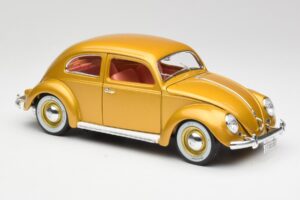 Volkswagen Beetle Kuldne Bburago 1:18 3361 Metall - pilt 6/8