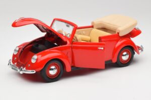 Volkswagen Kabriolett Ruby Punane Maisto 1:18 32826 Metall - pilt 2/8