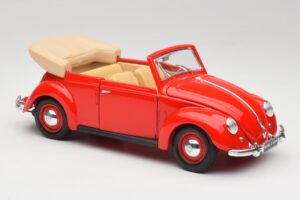 Volkswagen Kabriolett Ruby Punane Maisto 1:18 32826 Metall - pilt 6/8