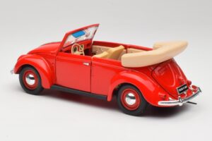 Volkswagen Kabriolett Ruby Punane Maisto 1:18 32826 Metall - pilt 7/8