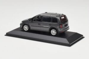 Volkswagen Cross Touran Platinum Hall Minichamps 1:43 400056170 Metall - pilt 3/4