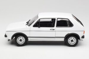 Volkswagen Golf GTI Mk1 Alpine White Norev 1:18 188484 Metall - pilt 4/8