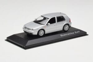 Volkswagen Golf Mk4 Reflex Hõbe Minichamps 1:43 4527111022 Metall - pilt 2/4