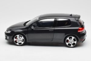 Volkswagen Golf Mk6 GTI Hall Metallik Norev 1:18 188503 Metall - pilt 4/7