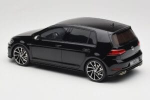 Volkswagen Golf R Mk7 Deep Black Otto 1:18 OT417 Vaik - pilt 5/6