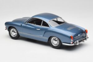 Volkswagen Karmann Ghia Coupe Neptune Sinine Minichamps 1:18 155054022 Metall - pilt 5/6
