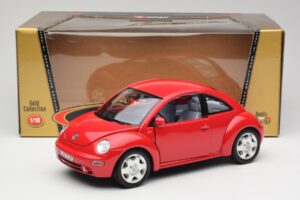Volkswagen New Beetle Punane Bburago 1:18 3342 Metall - pilt 8/8