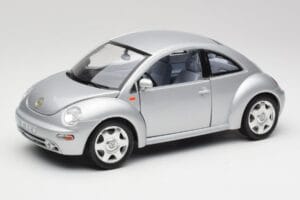 Volkswagen New Beetle Reflex Hõbe Metallik Bburago 1:18 3322 Metall