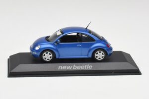 Volkswagen New Beetle Satellite Sinine Minichamps 1:43 430058004 Metall