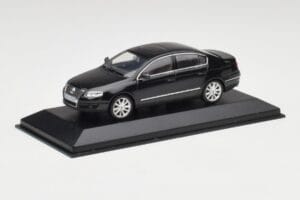 Volkswagen Passat B6 Sedan Shadow Sinine Metallic Minichamps 1:43 PASSAT001 Metall - pilt 2/3