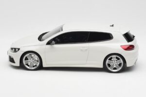 Volkswagen Scirocco Mk3 R Phase 1 Valge Otto 1:18 OT1090 Vaik - pilt 3/6