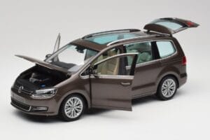 Volkswagen Sharan 7N Tamme Pruun Metallik Minichamps 1:18 110051001 Metall - pilt 2/8