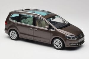 Volkswagen Sharan 7N Tamme Pruun Metallik Minichamps 1:18 110051001 Metall - pilt 6/8