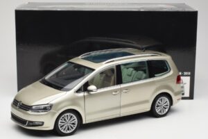 Volkswagen Sharan 7N Reflex Hõbe Metallik Minichamps 1:18 110051002 Metall - pilt 8/8