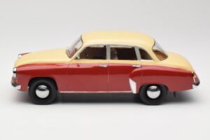 Wartburg 311 Dark Red Beige MCG 1:18 MCG18299 Metall - pilt 3/6