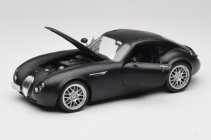 Wiesmann GT MF Matte Black Revell 1:18 WIESMANN002 Metall - pilt 2/8