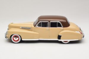 Cadillac Fleetwood Series 60 Special Beež MCG 1:18 MCG18656 Metall - pilt 3/6
