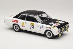 Opel Commodore A #29 J-L. Clarr / J-P. Peyroux Tour de France Automobile 1971 MCG 1:18 MCG18562R Metall - pilt 4/6