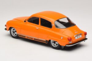 Saab 96 V4 Oranž MCG 1:18 MCG18654 Metall - pilt 5/6