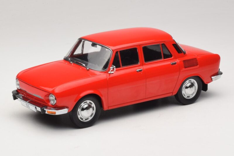 Skoda 100 Punane MCG 1:18 MCG18783 Metall
