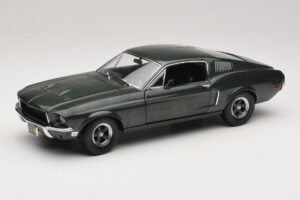 Ford Mustang GT Bullitt Steve McQueeni Kujukesega Greenlight 1:18 12885 Metall